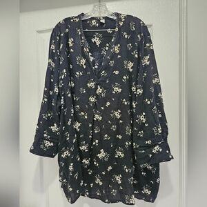 VCUG Old Navy black floral pullover shirt with v neck long sleeve 4xl